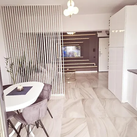 Bella's House *